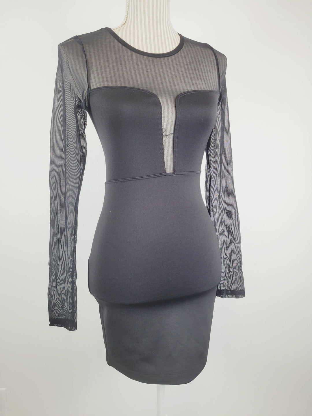 XXI LADIES BLACK DRESS SMALL PRE-LOVED
