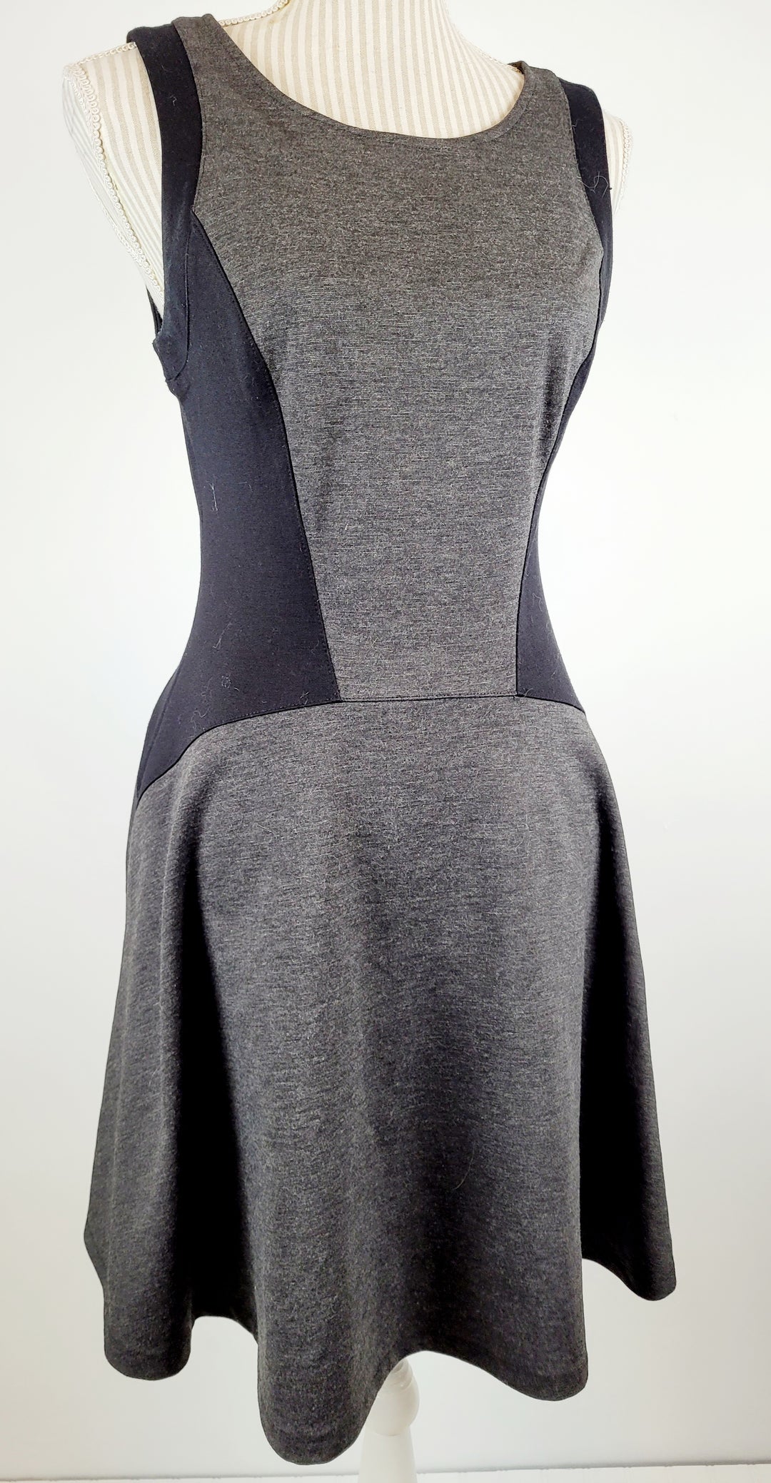 MASSIMO BLACK AND CHARCOAL DRESS LADIES SMALL PRE-LOVED