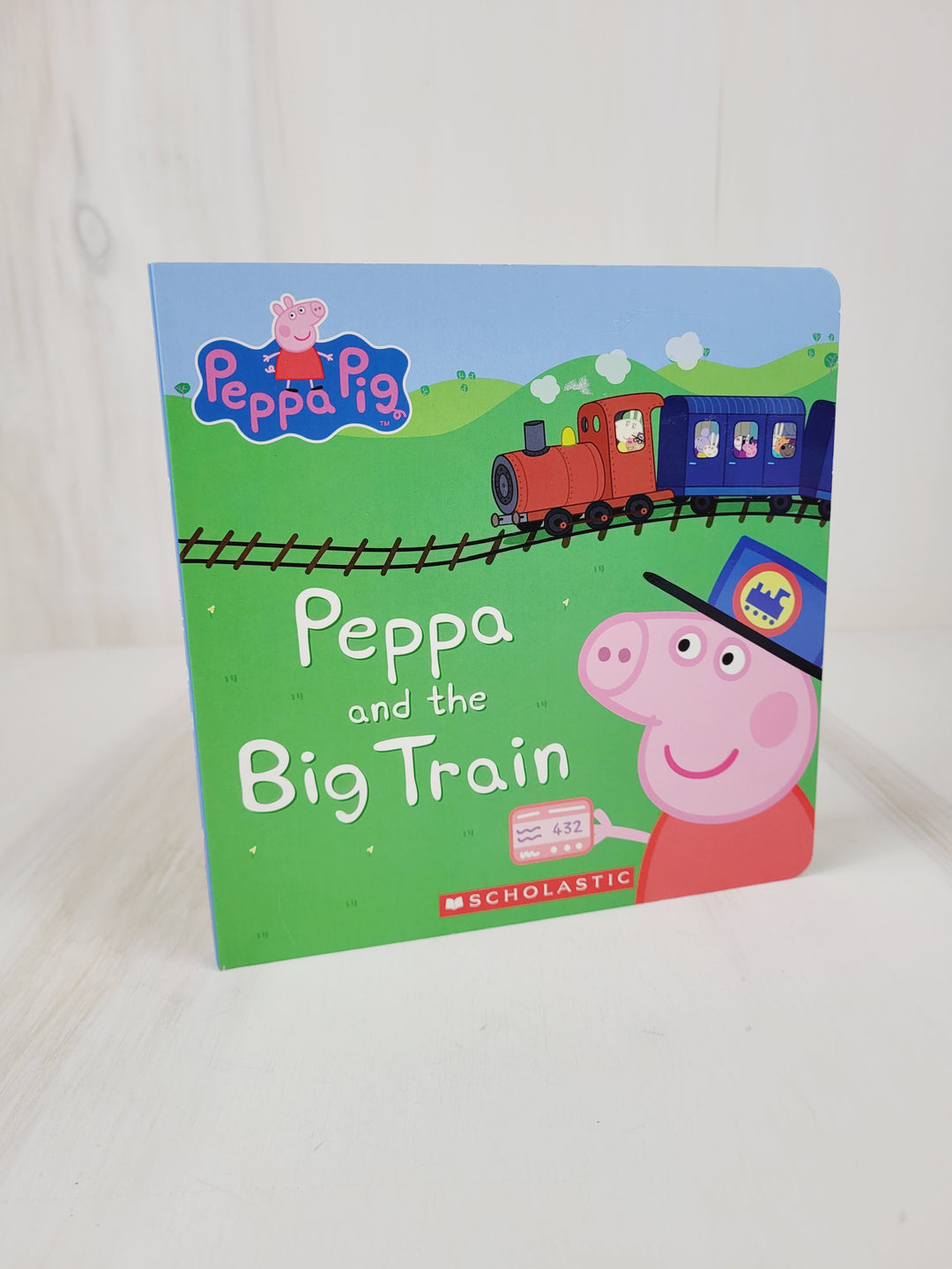 PEPPA PIG AND THE BIG TRAIN BOARD  BOOK EUC