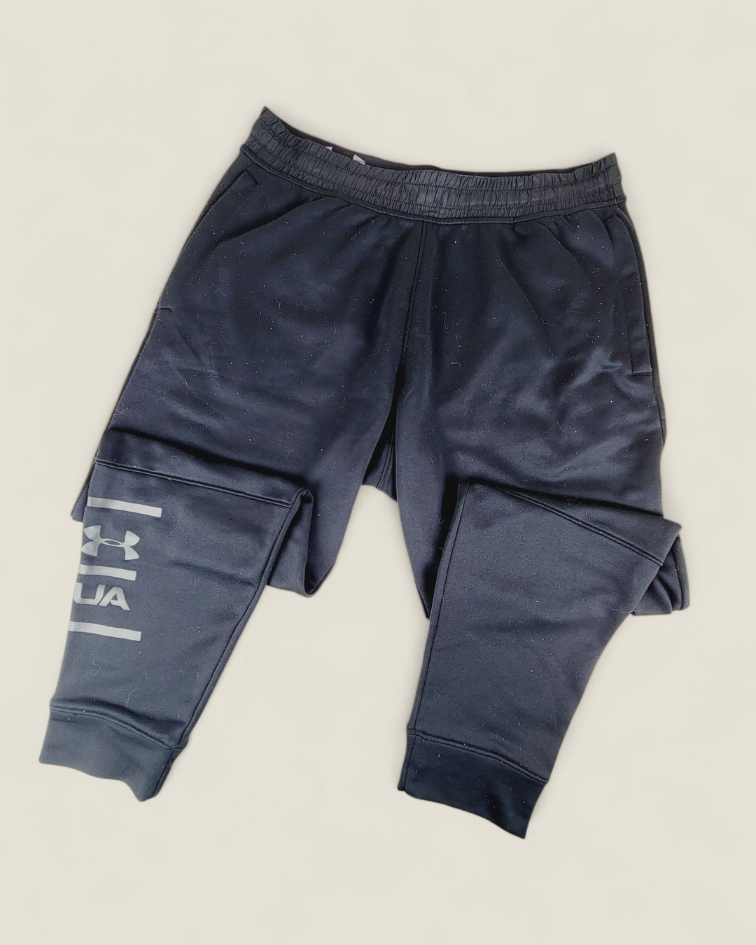 UNDER ARMOUR BLACK TRACK PANTS MENS MEDIUM PRE-LOVED (PILLNG)
