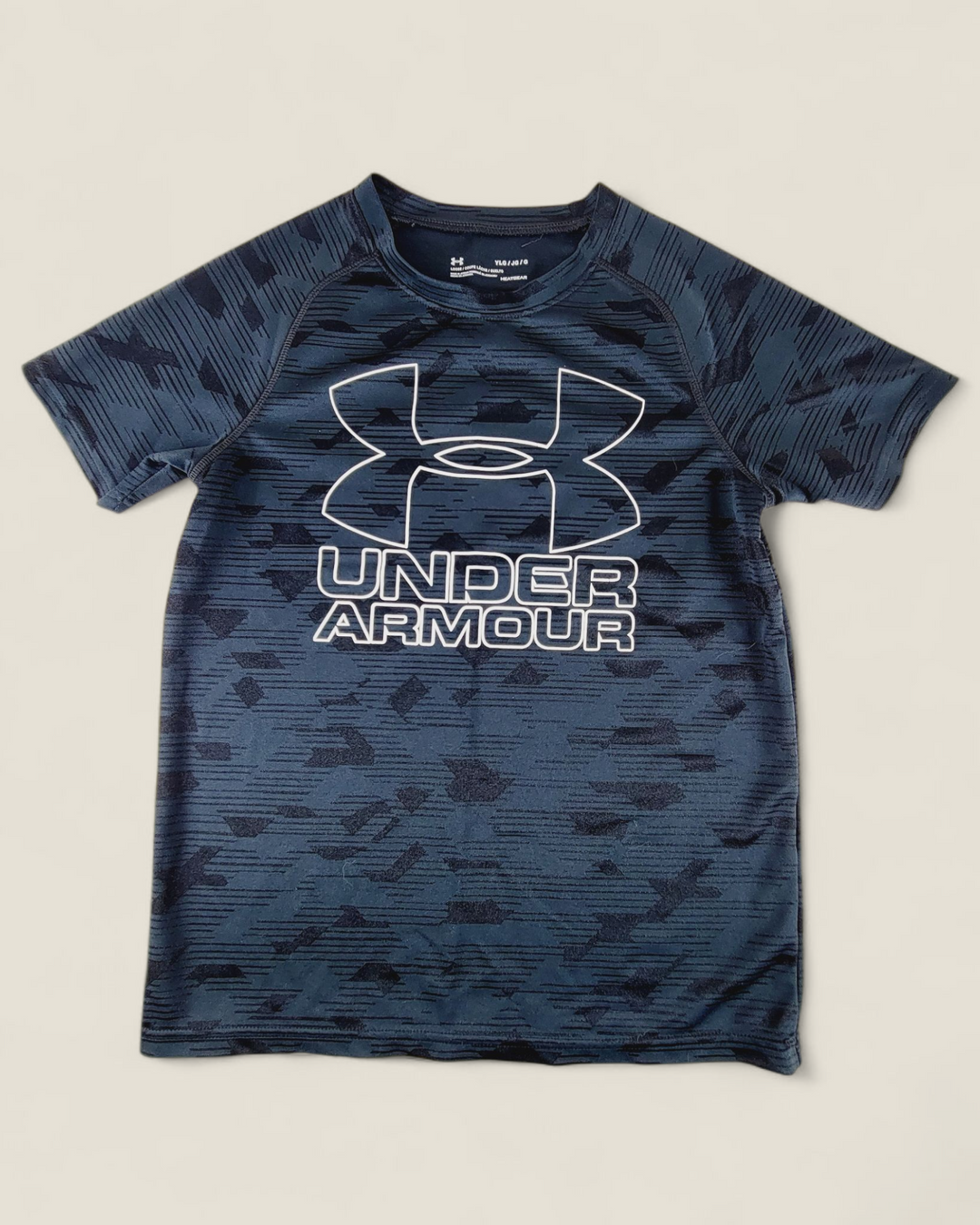 UNDER ARMOUR BLACK ATHLETIC TEE YOUTH LARGE PRE-LOVED