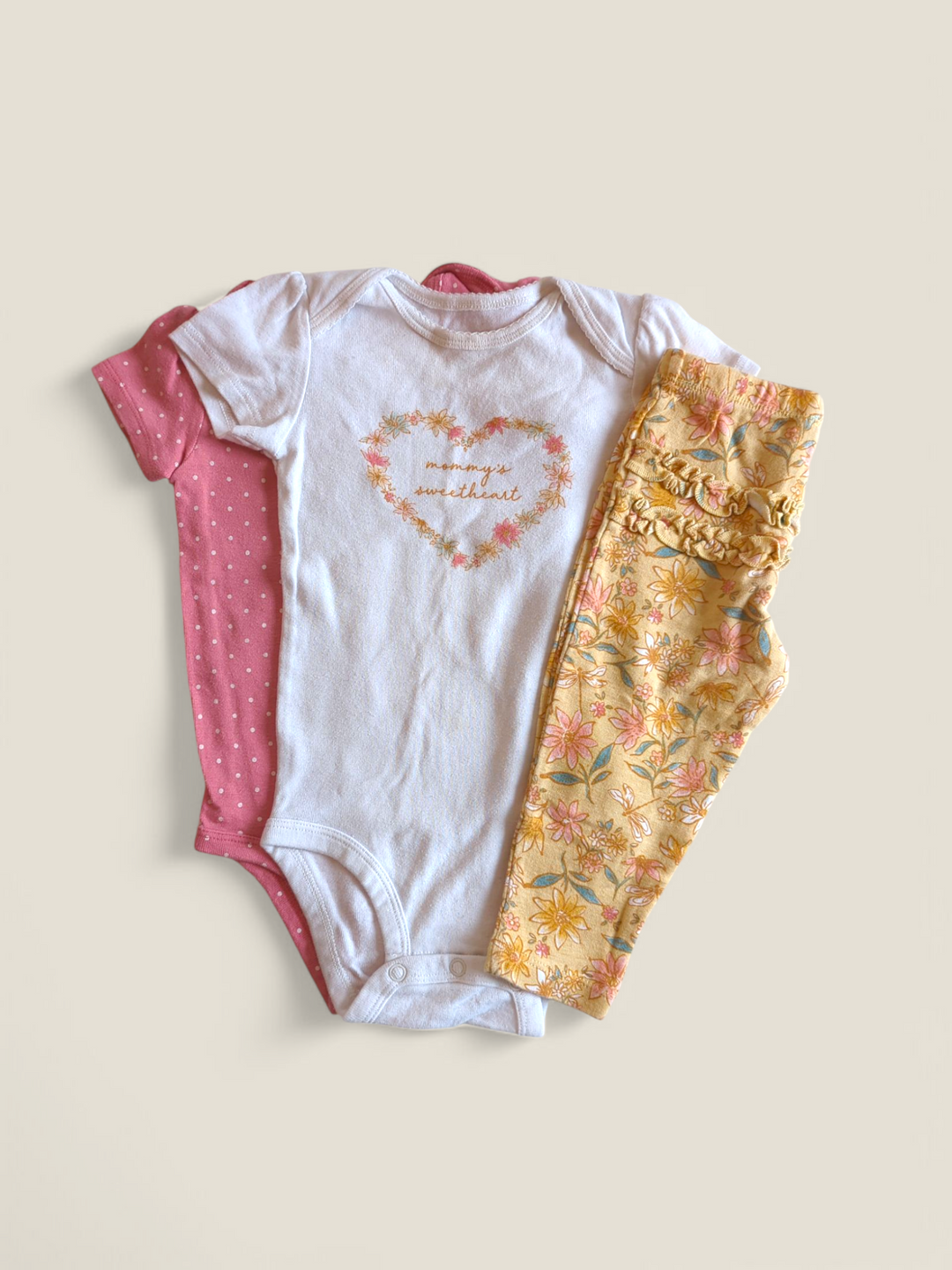 CARTERS MOMMY'S SWEETHEART FLORAL 3 PIECE OUTFIT 12M PRE-LOVED