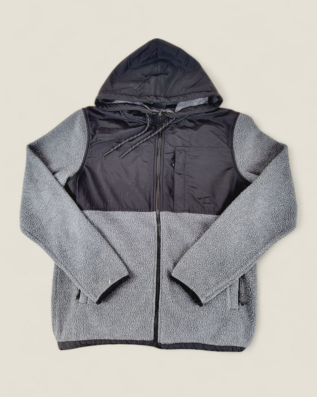 AMERICAN EAGLE GREY & BLACK JACKET MENS SMALL PRE-LOVED