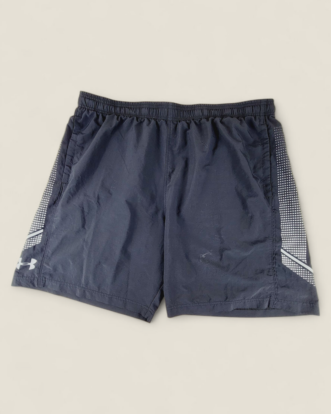 UNDER ARMOUR BLACK ATHLETIC SHORTS MENS XXL PRE-LOVED