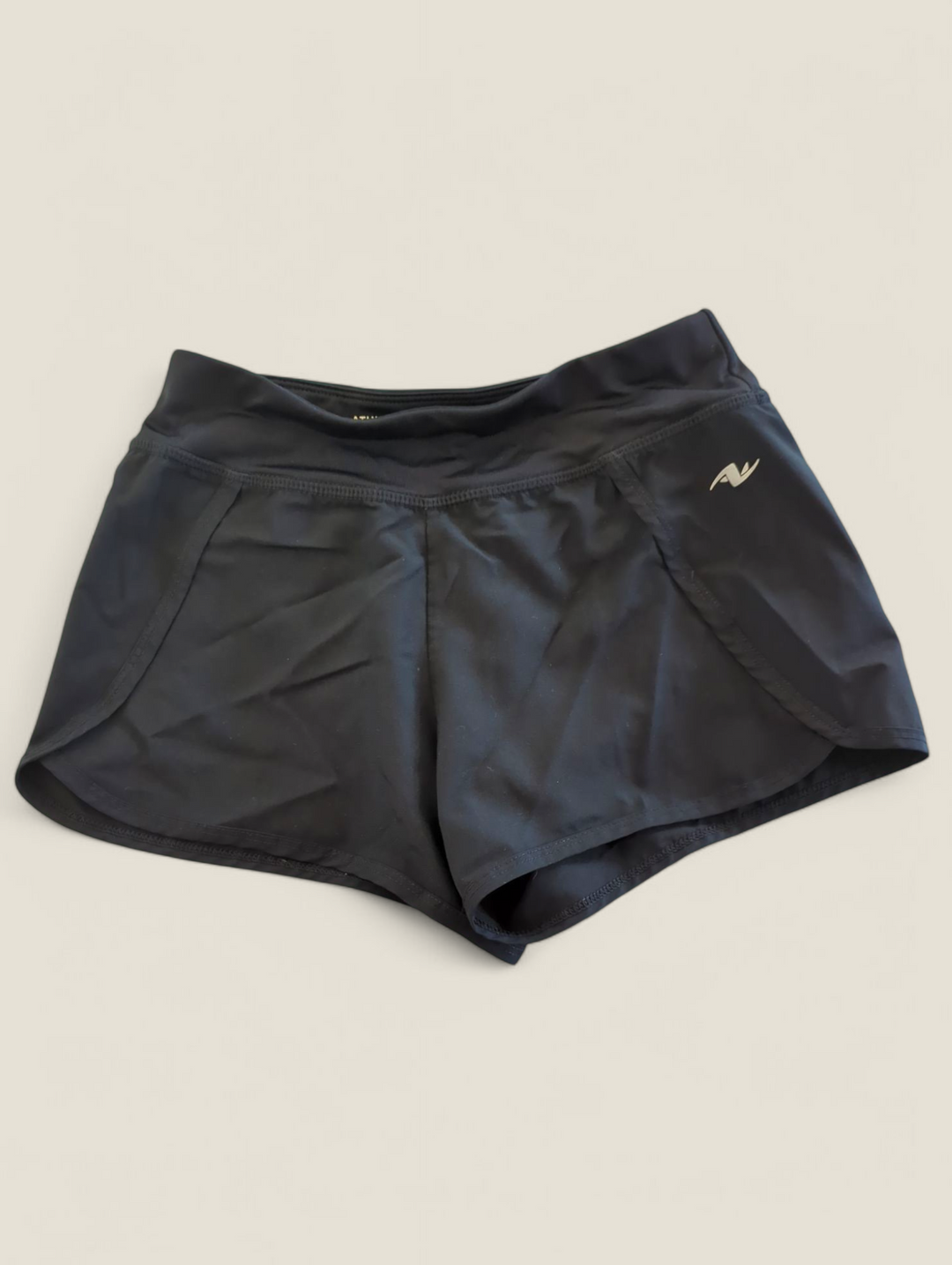 ATHLETIC WORKS BLACK SHORTS 7/8Y PRE-LOVED