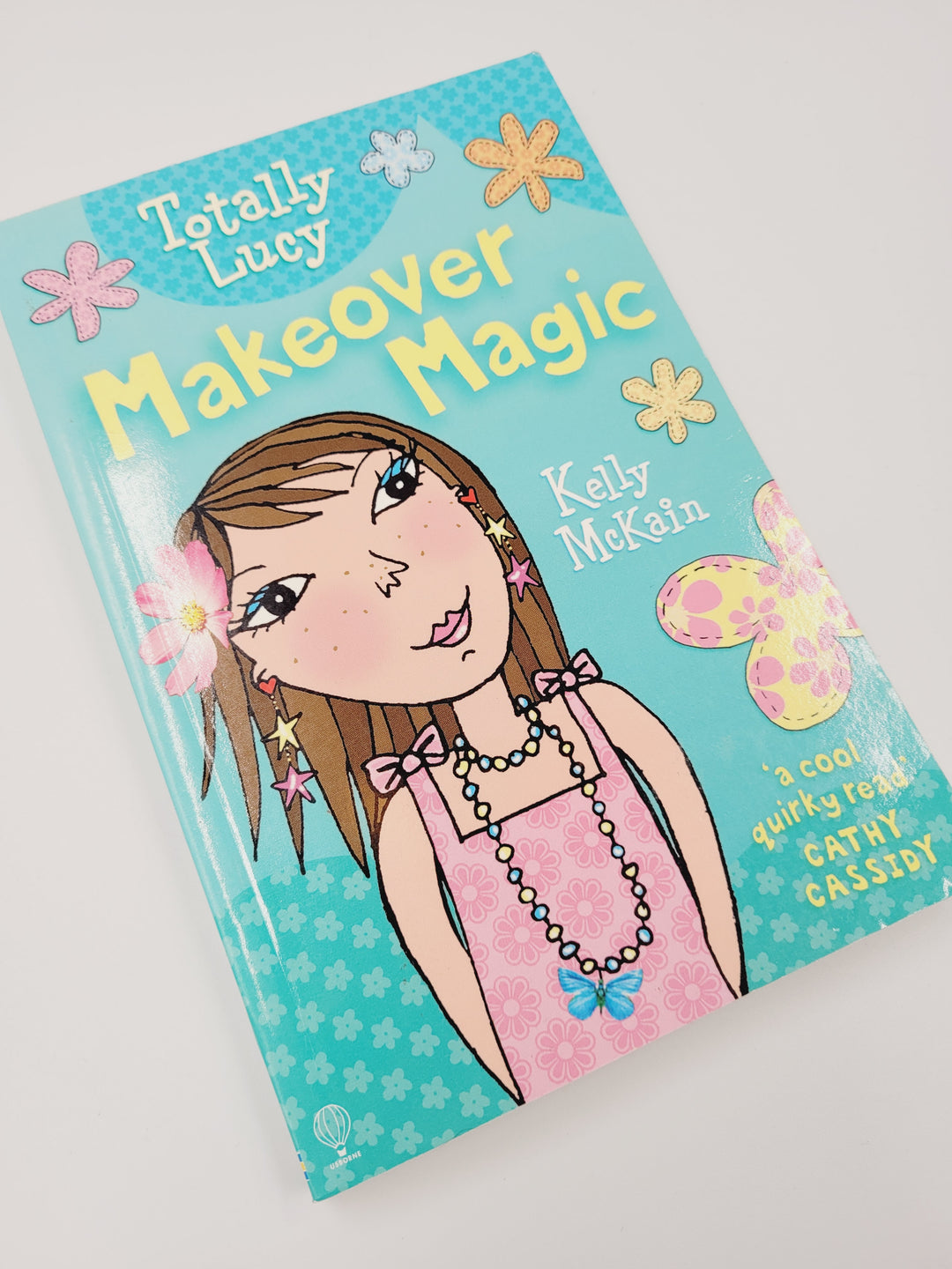 TOTALLY LUCY MAKEOVER MAGIC CHAPTERBOOK PRE-LOVED