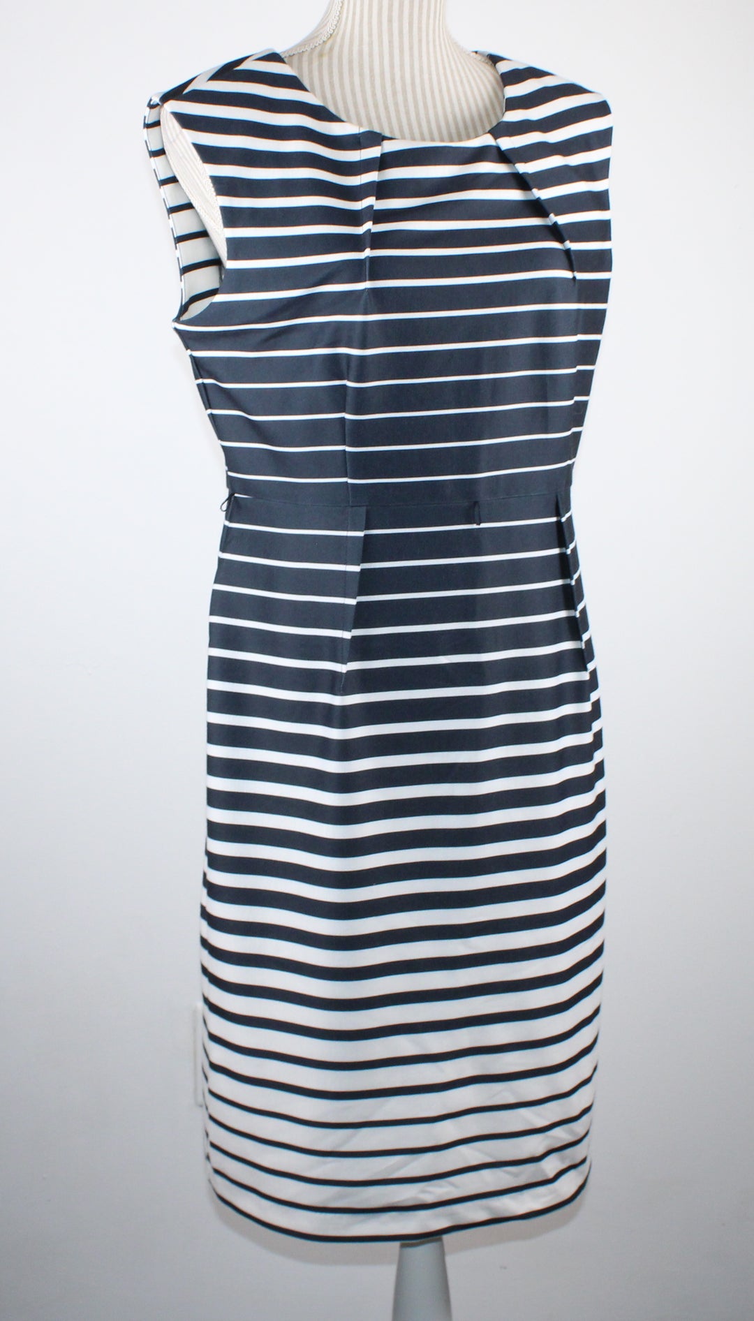 CLEO STRIPED DRESS LADIES LARGE PRE-LOVED