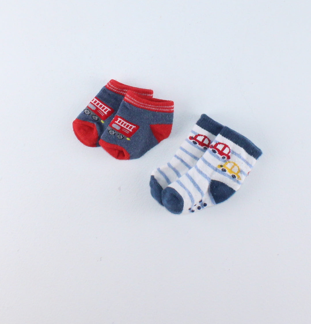 2 PACK INFANT SOCKS PRE-LOVED