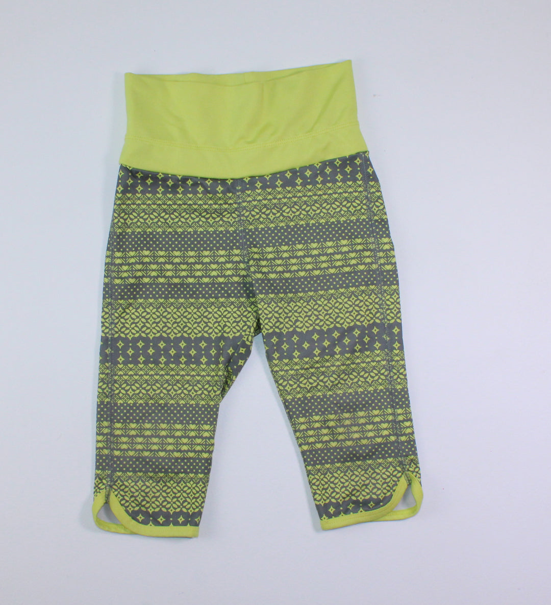 OSH KOSH YELLOW GREY CAPRI 5Y PRE-LOVED