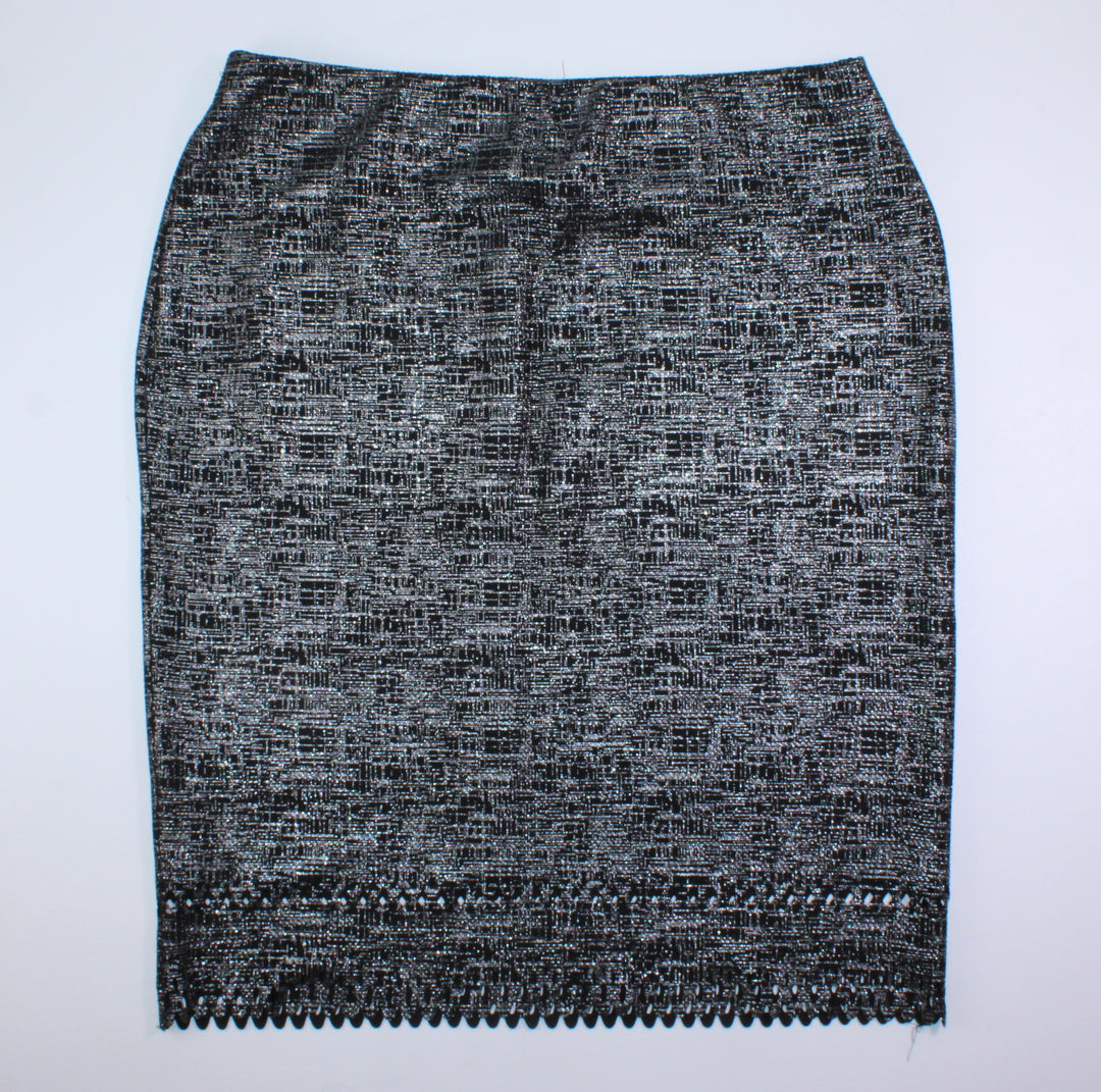 JESSICA BLACK AND SILVER SKIRT LADIES SIZE 16 PRE-LOVED