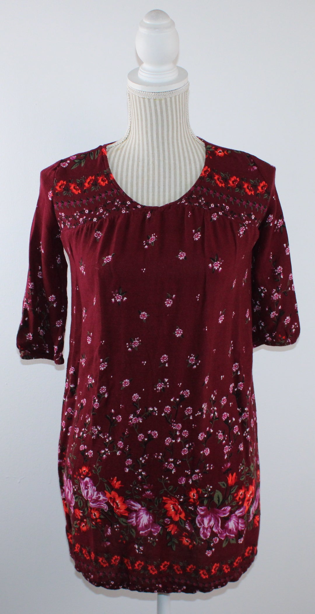 OLD NAVY BURGUNDY FLORAL DRESS GIRLS 10-12 PRE-LOVED