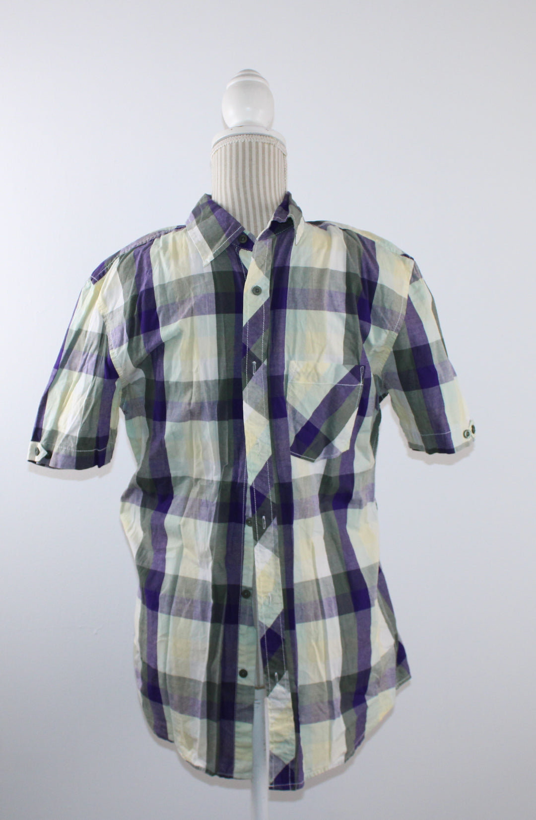BLUENOTES PURPLE & YELLOW PLAID SHIRT MENS XS PRE-LOVED