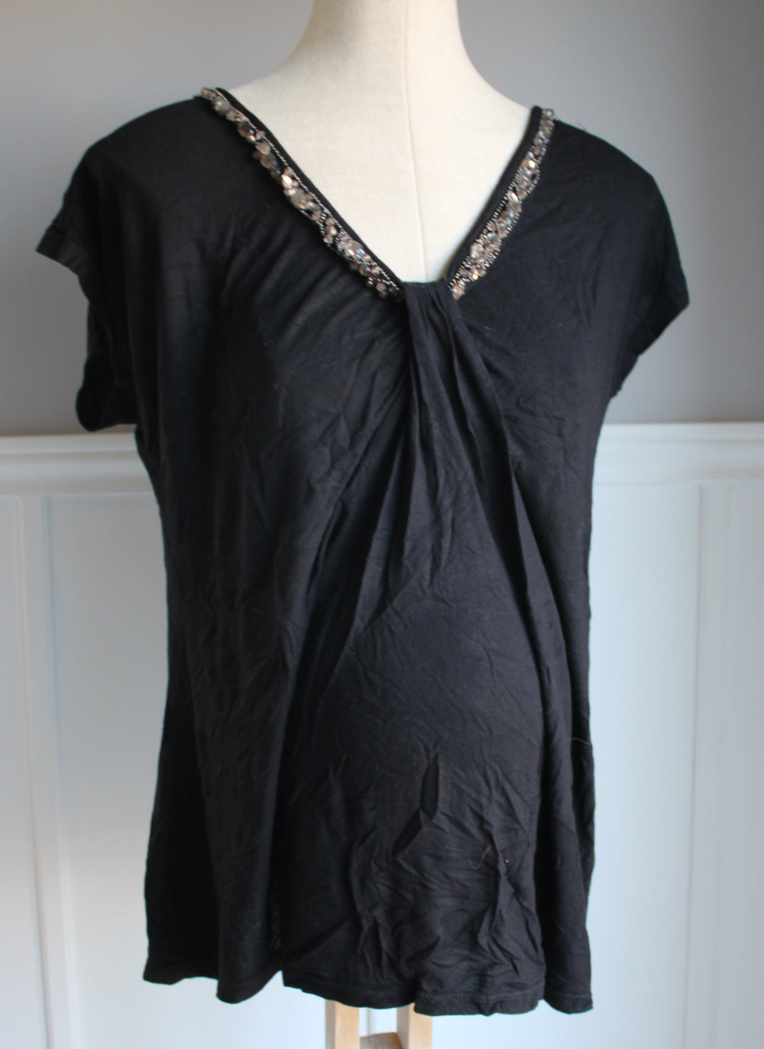 MOTHERHOOD MATERNITY BLACK TOP LADIES MEDIUM PRE-LOVED