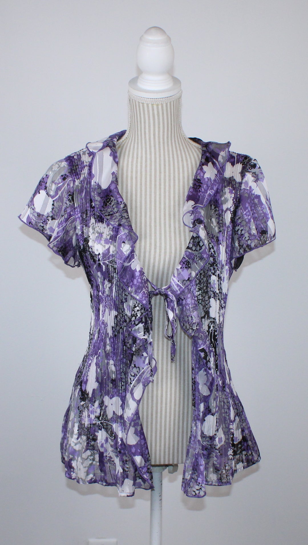 REITMANS BLACK & PURPLE SHEER TOP LADIES LARGE PRE-LOVED