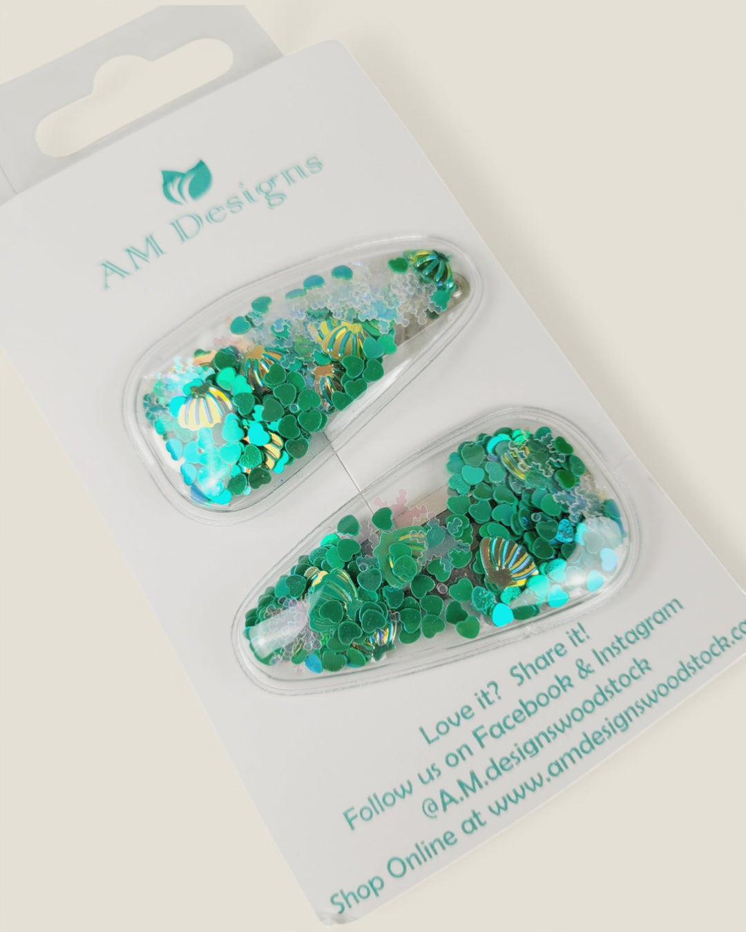 AM Designs Shaker Hair Clips