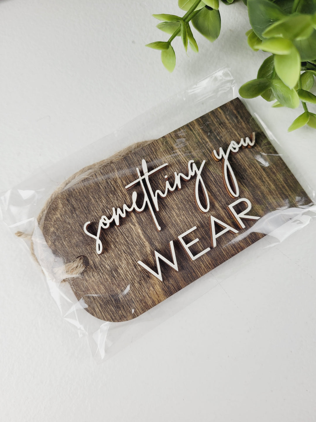 Rough Cut Dezigns, 3D Wooden Holiday Gift Tags
