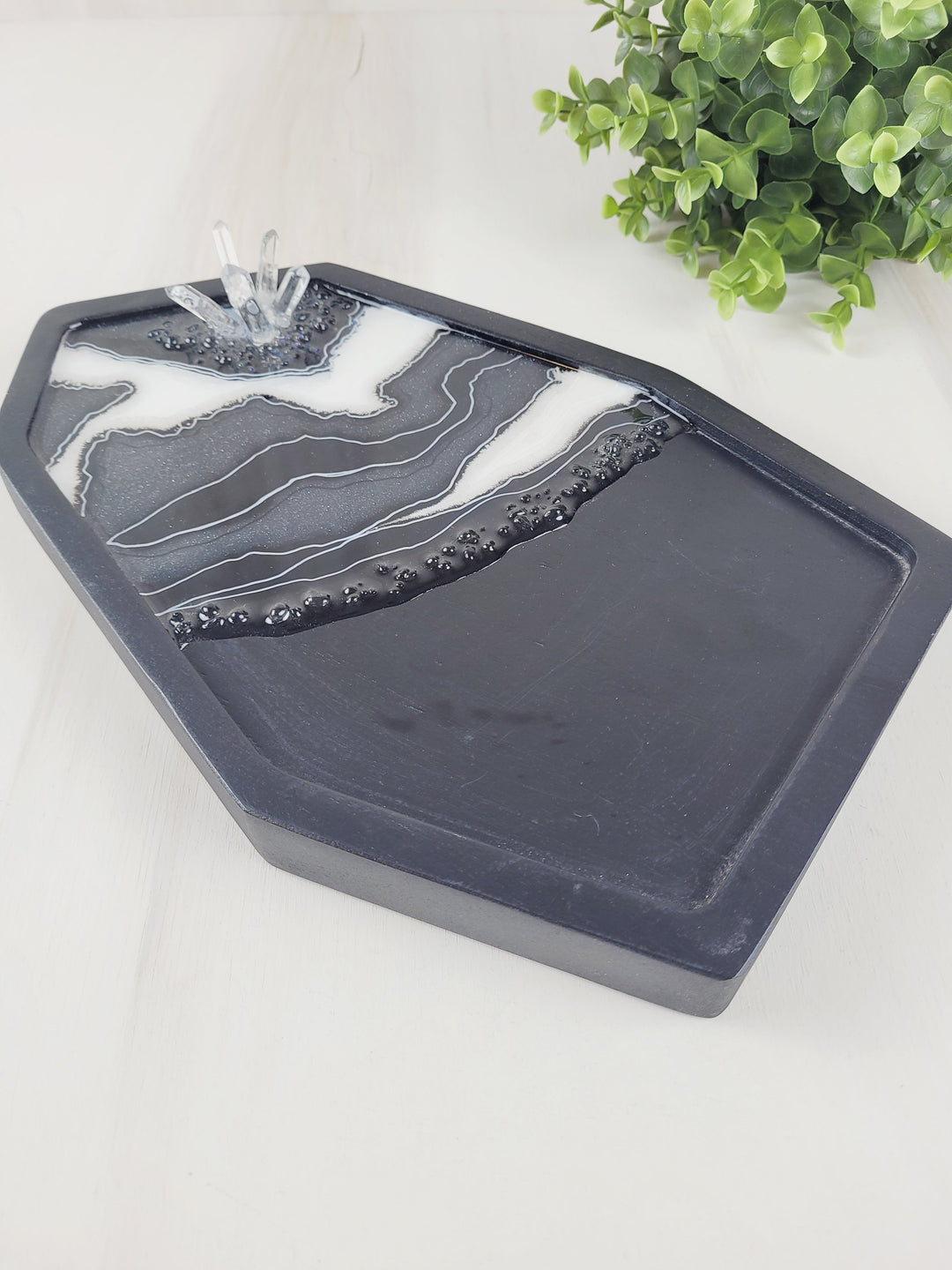 Kristi Scott Art, Geode Black & White Resin Tray