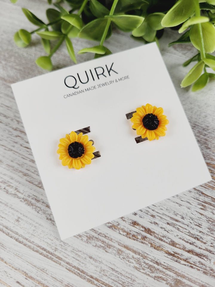 Quirk Handmade Jewelry,  Resin Flower Stud Earrings