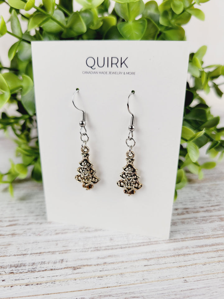 Quirk Handmade Jewelry, Holiday Dangling Earrings