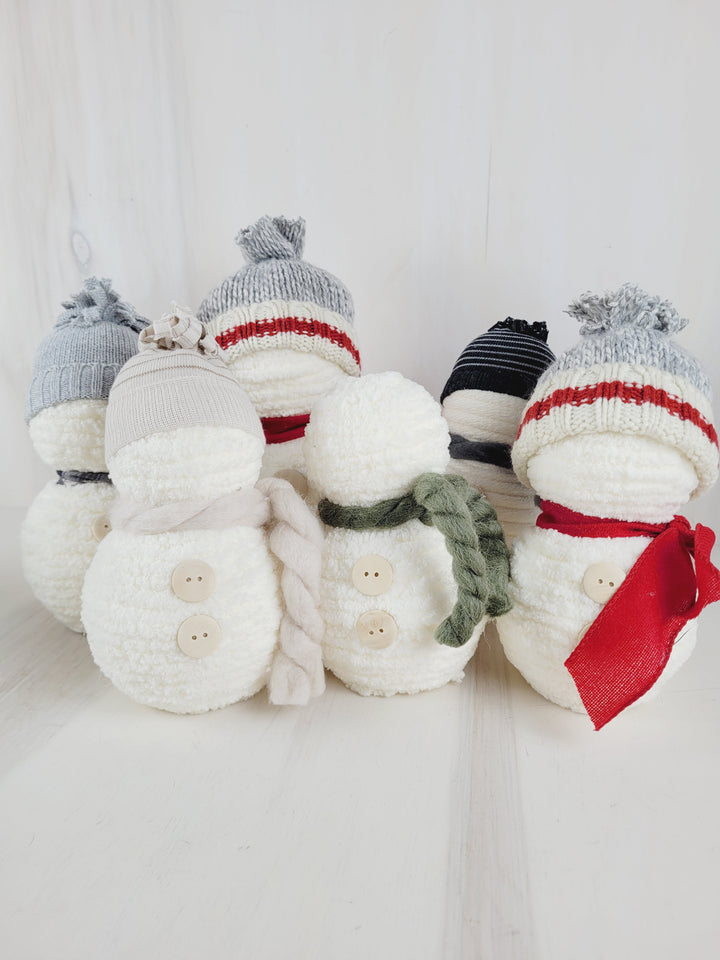 3-Thirty Design Co, Decorative Yarn Holiday Snowmen