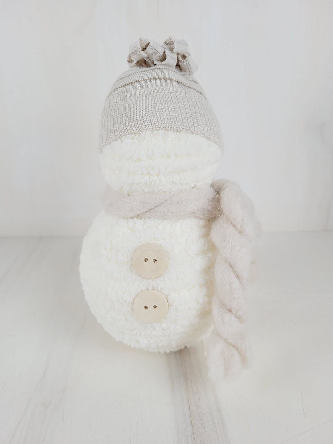 3-Thirty Design Co, Decorative Yarn Holiday Snowmen