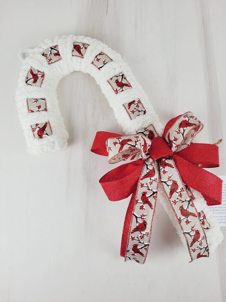 You & Home, Yarn & Ribbon Candy Cane Wreaths