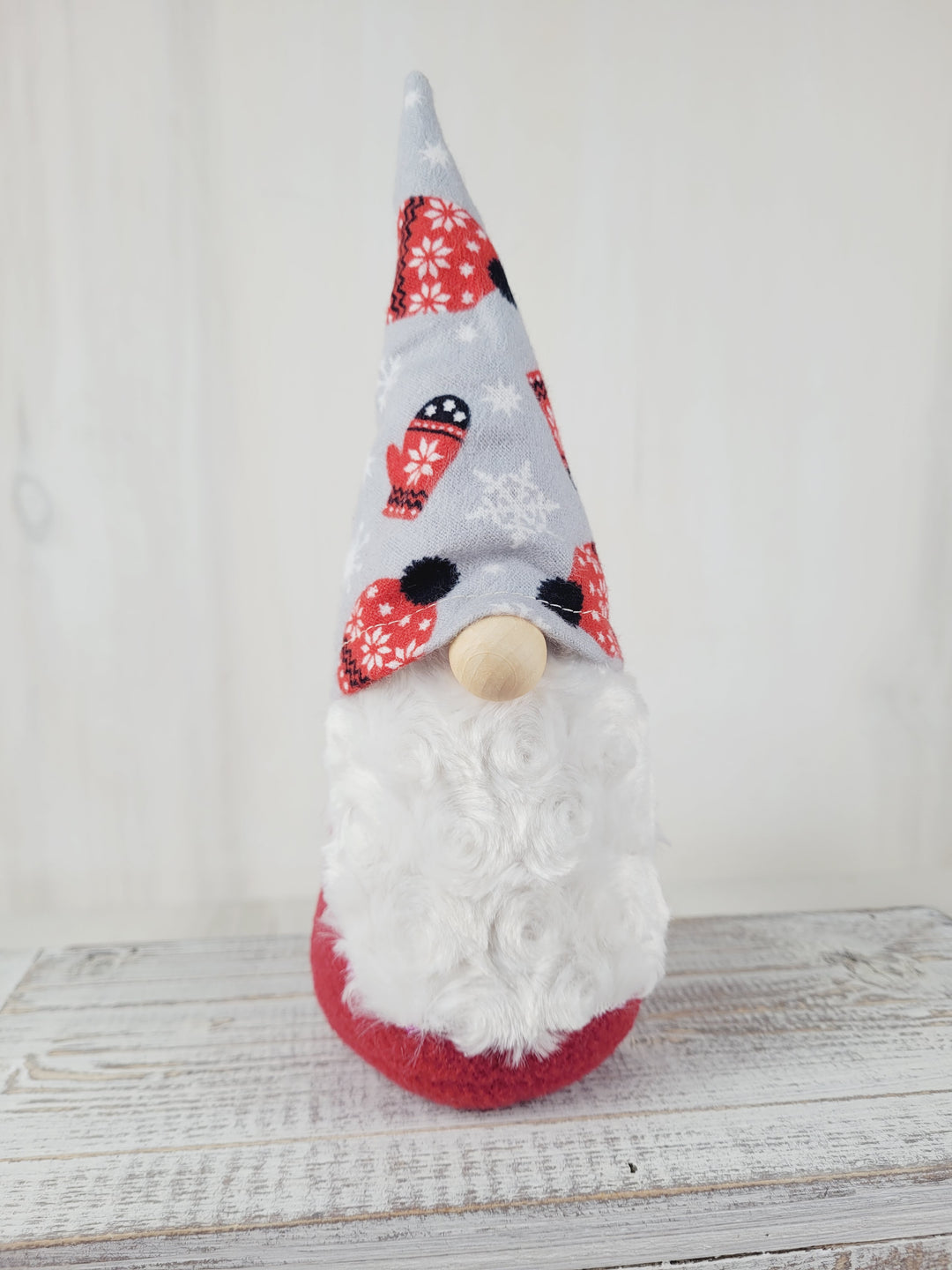 Tracey's Treasures, Winter Gnomes