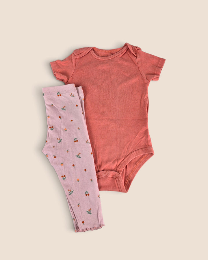 Pre-Loved Carter's Coral & Pink Outfit Girls 18M | Betty’s Marketplace