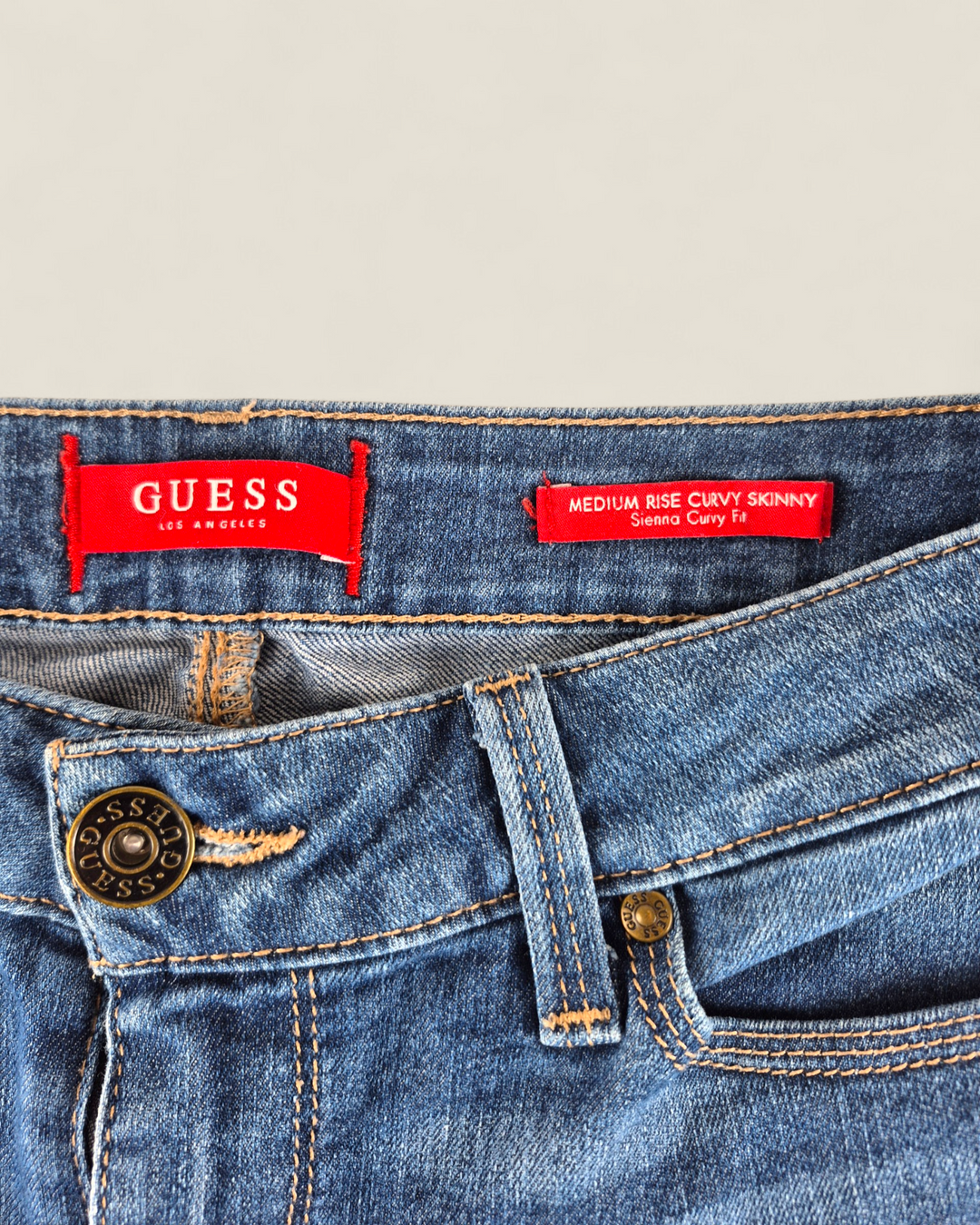 Pre-Loved Guess Medium Rise Curvy Skinny Jeans Ladies Size 27 | Betty’s Marketplace