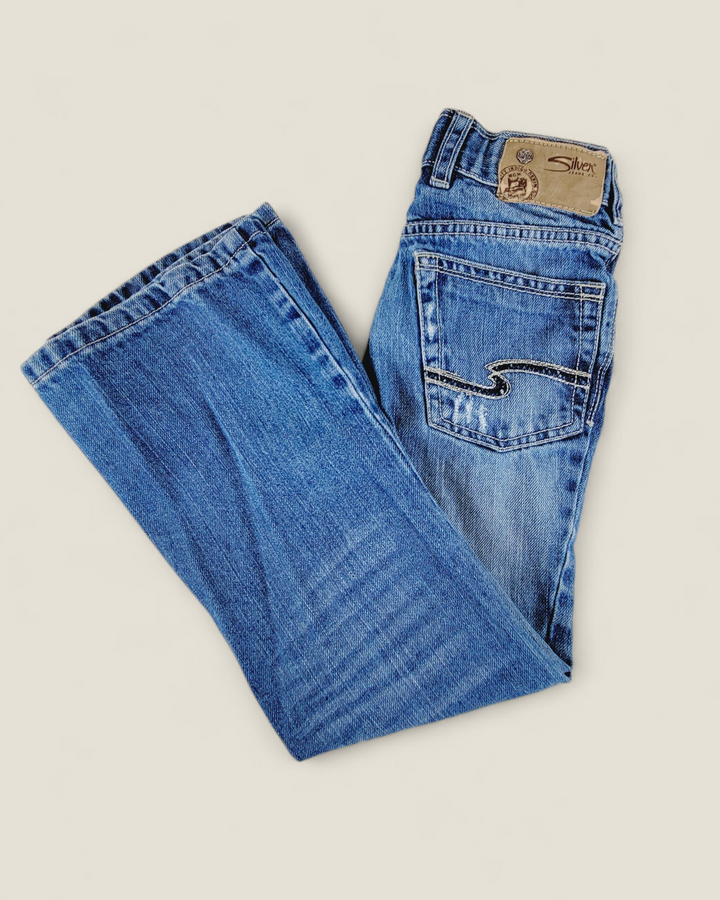 SILVER ZANE BOOTCUT LIGHTLY DISTRESSED JEANS GIRLS 7Y PRE-LOVED