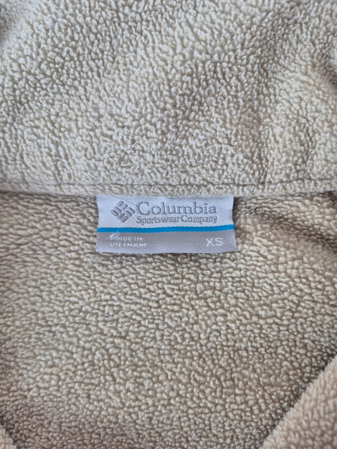 Pre-Loved Columbia Tan Zippered Sweater Ladies XS | Betty’s Marketplace