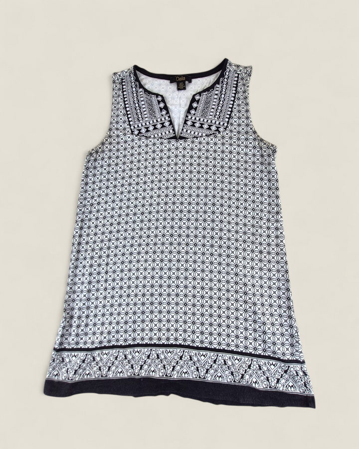 Pre-Loved Dalia Black & White Sleeveless Top Ladies Small | Betty’s Marketplace
