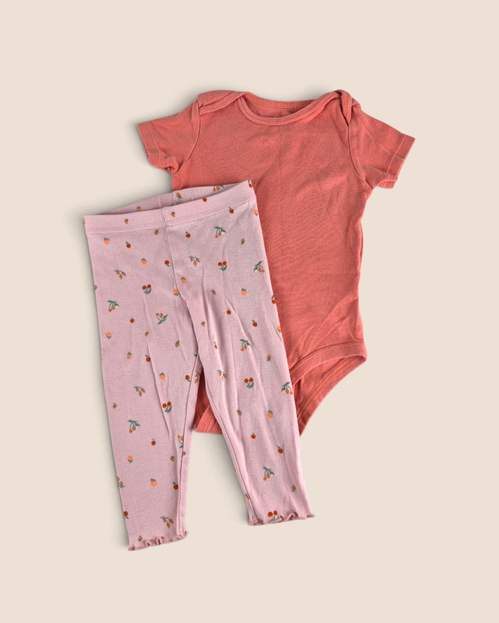 Pre-Loved Carter's Coral & Pink Outfit Girls 18M | Betty’s Marketplace
