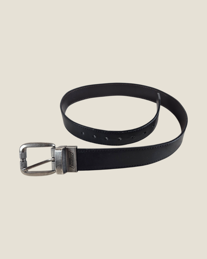 Pre-Loved Dickies Black Leather Belt Ladies 26-28 | Betty’s Marketplace