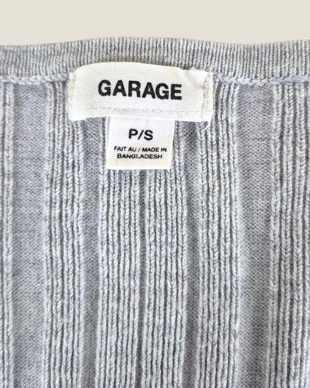 Pre-Loved Garge Grey Long Sleeve Crop Top Ladies Small | Betty’s Marketplace